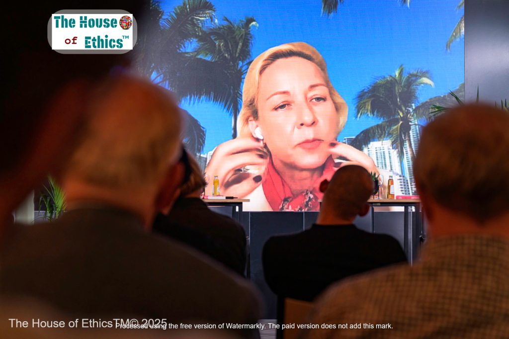 conference-house-of-hthics-avril-web-114