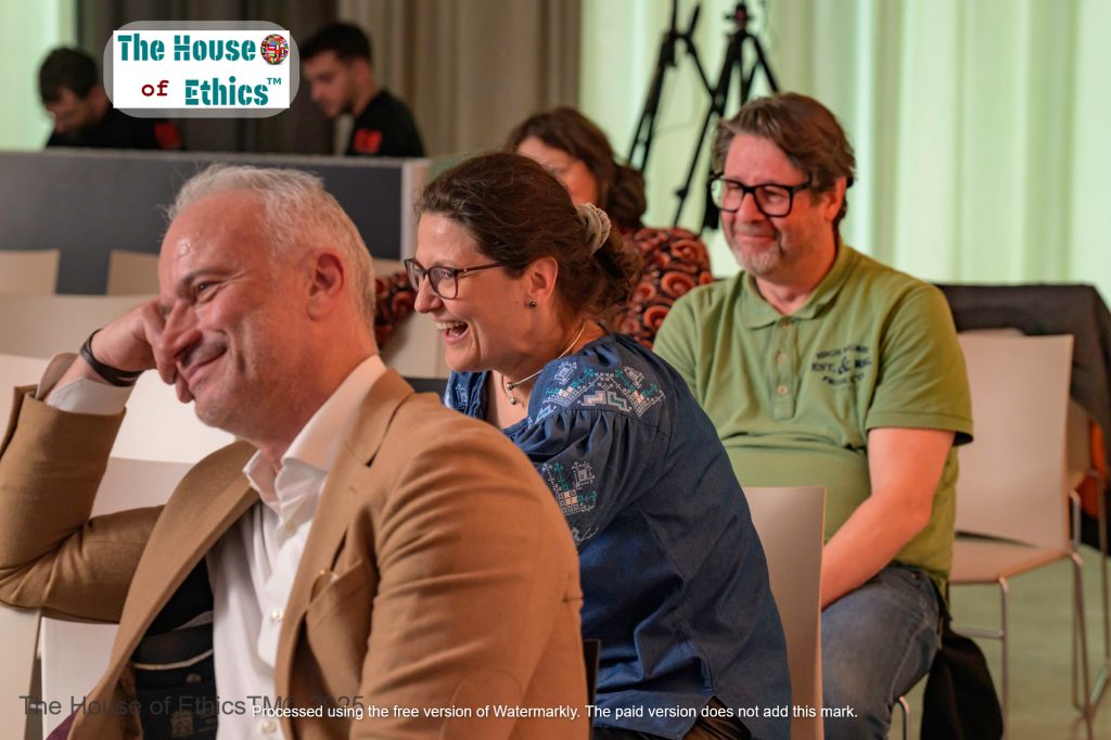 conference-house-of-hthics-avril-web-140